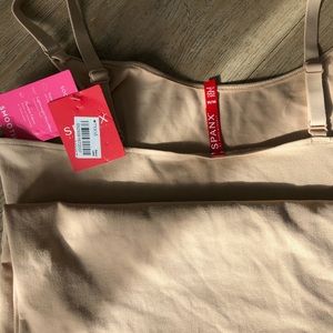 NWT Spanx Smoothing slip size M